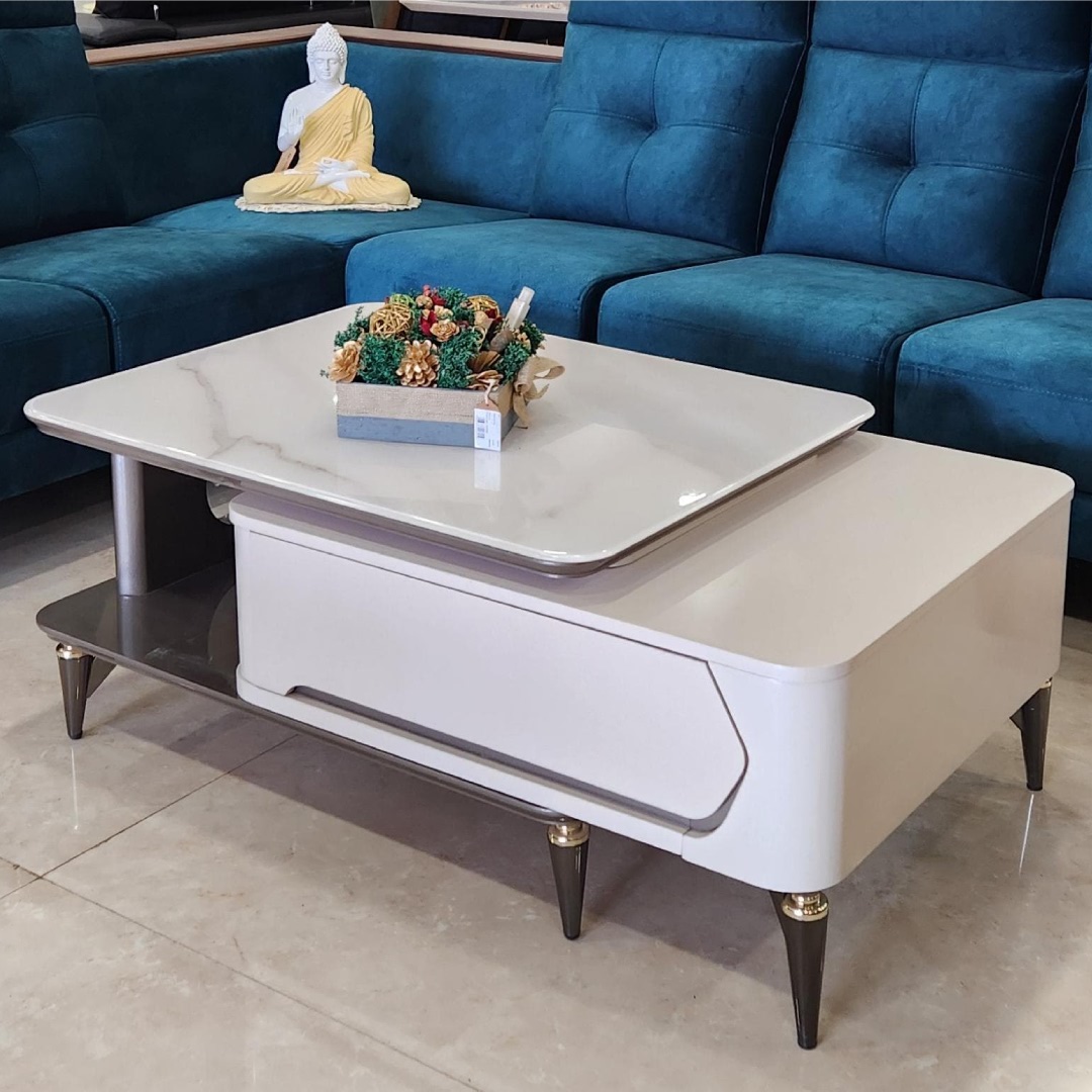 Extendable Center Table